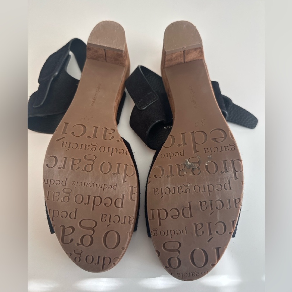 Pedro Garcia Black Suede Platform Sandals – Size 39 – Barely Worn - Picture 2 of 2